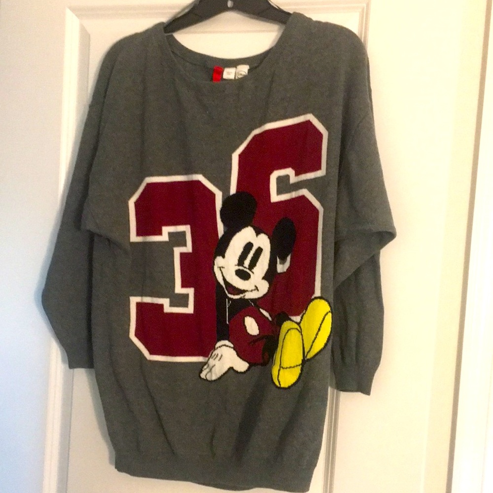 Stretchy H&M Micky mouse sweater